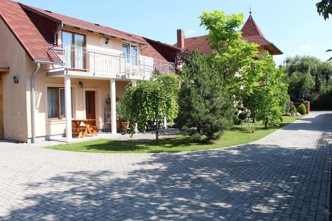 Villa Monika Keszthely Eksteriør bilde
